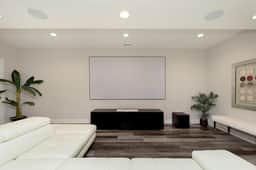 Modern Pool Home