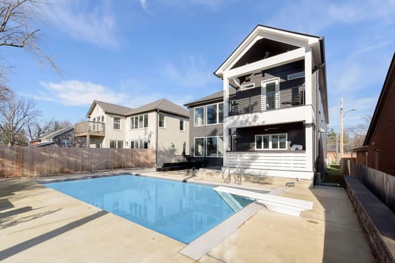 Modern Pool Home